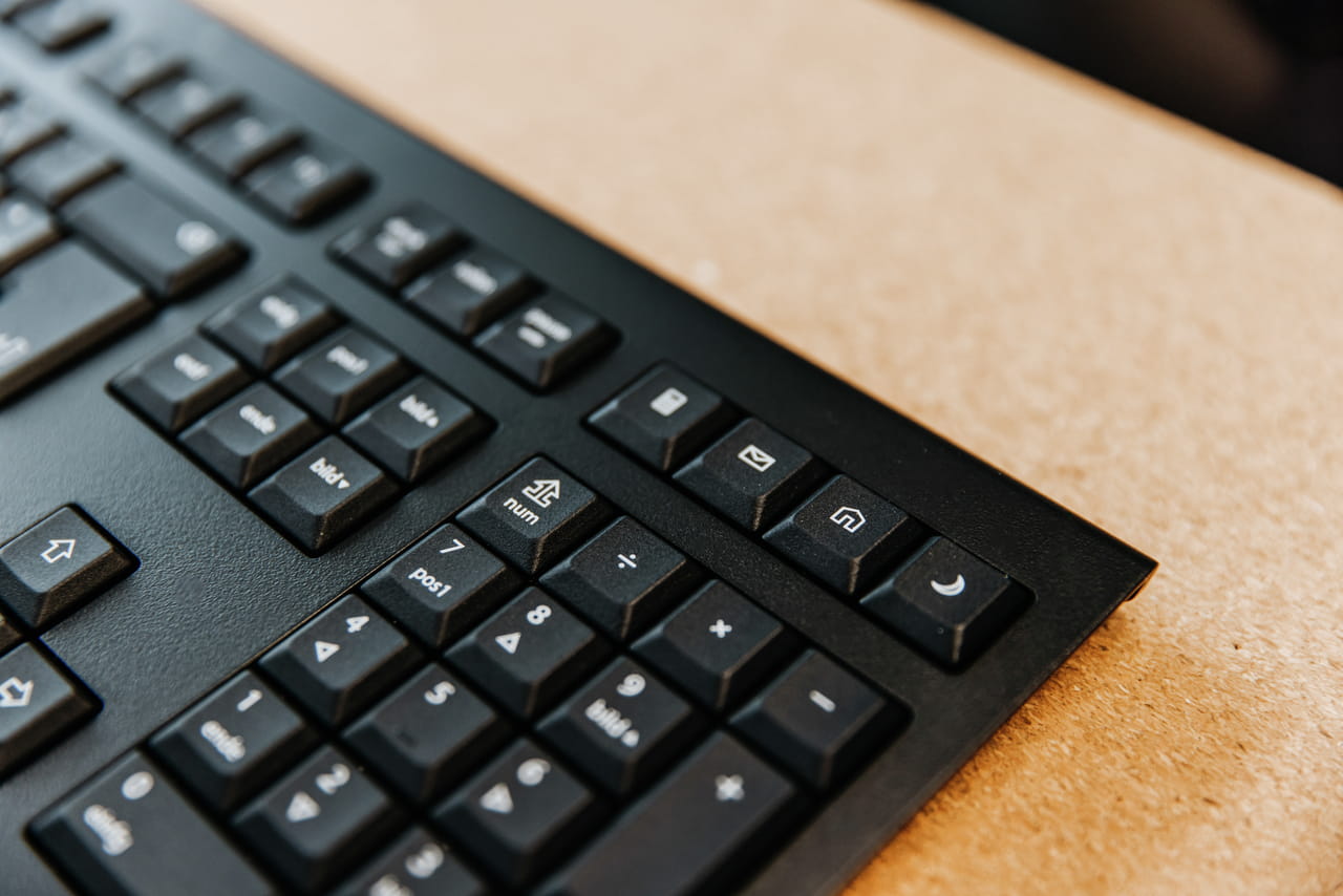 Cherry KW 3000 - Tastatur - kabellos - 2.4 GHz